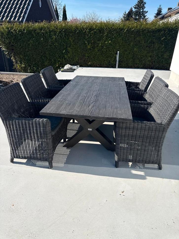 Stijlvolle Eettafel met Stoelen voor Buiten, Tuin en Terras, Tuintafels, Zo goed als nieuw, Rechthoekig, Wicker, Ophalen