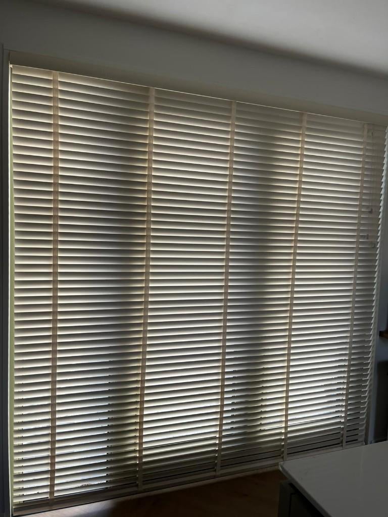 Nieuw in doos Sunwood houten jaloezie roomwit, Ophalen, 200 cm of meer, Nieuw, 200 cm of meer