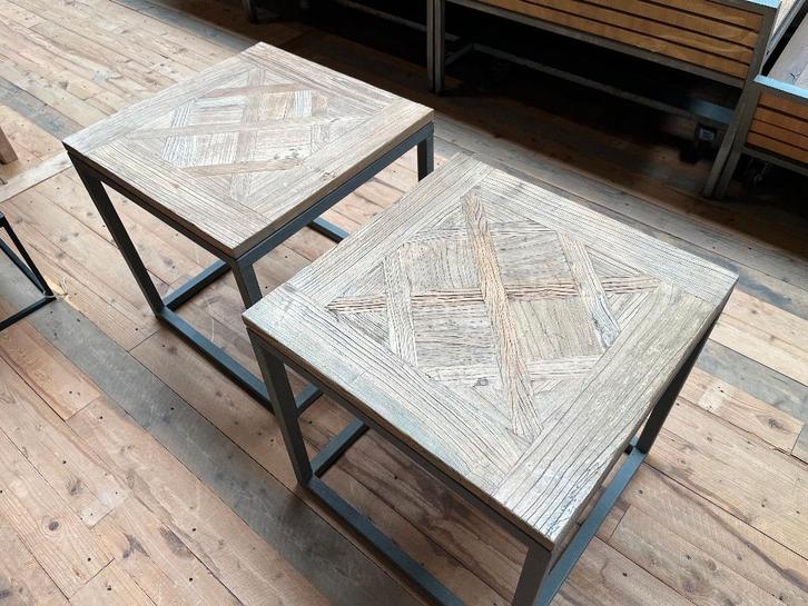 Salontafel / bijzettafel, vierkant oud hout Versailles, Huis en Inrichting, Tafels | Salontafels, Minder dan 50 cm, 50 tot 100 cm