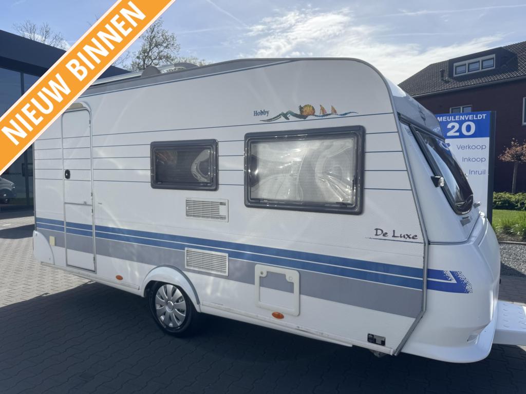 Hobby De Luxe 440 SF / Bovag 2025 / Isabella voortent, Caravans en Kamperen, Overige typen, Hobby, Bedrijf, Treinzit