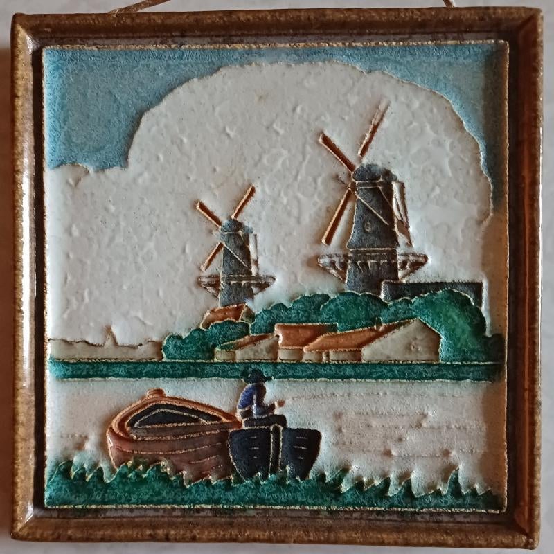 Cloisonne tegel porceleyne fles korenmolen en een bootje, Antiek en Kunst, Antiek | Wandborden en Tegels, Ophalen of Verzenden