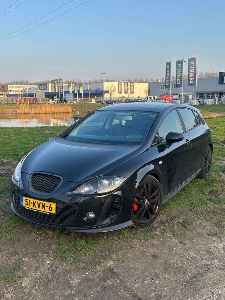 Seat Leon 1.8 TSI 118KW DSG 2010  Cupra pakket AUTOMAAT, Auto's, 15 km/l, 4 cilinders, Zwart, Particulier