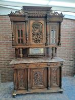 Antieke kast met houtsnijwerk en marmeren blad, Ophalen of Verzenden