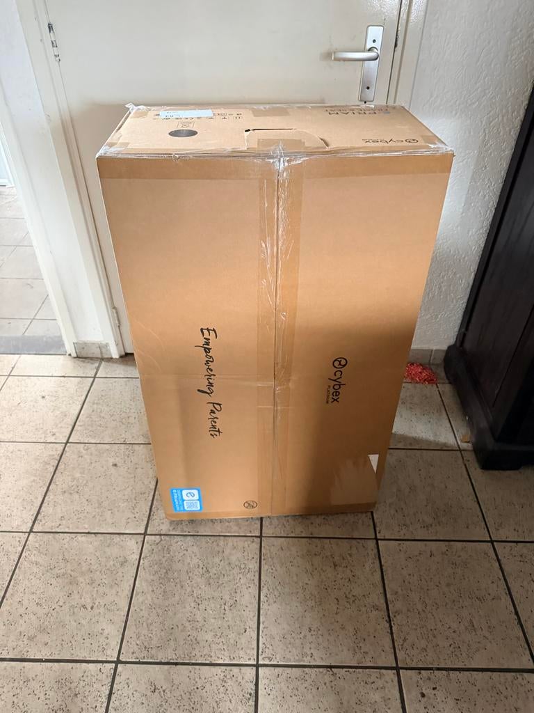Cybex e-Priam Frame + Seat + Priam Lux Reiswieg, Nieuw, Combiwagen, Met reiswieg, Ophalen