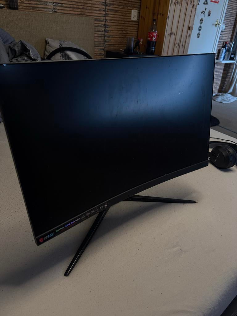 MSI Optix G24 Series Curved Gaming Monitor, Computers en Software, Monitoren, Gaming, 101 t/m 150 Hz, Curved, Full HD