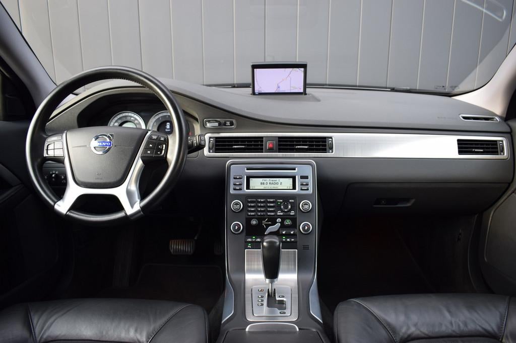 Volvo V70 1.6 T4 Automaat Limited Edition Zwart Leder | Xeno, Auto's, Volvo, Euro 5, 1525 kg, Gebruikt, 4 cilinders
