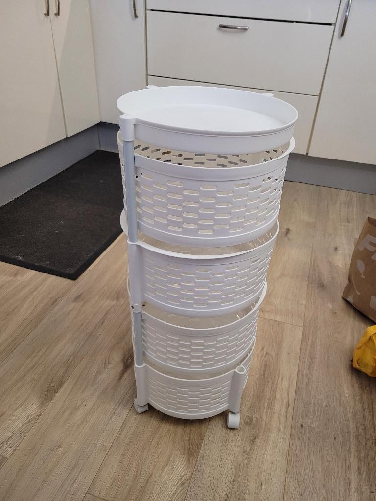 Handig opbergsysteem met manden, Ophalen, Zo goed als nieuw