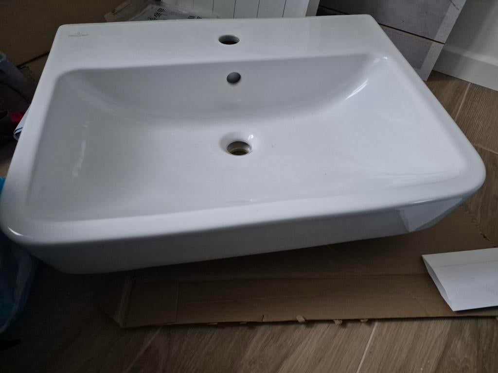 Nieuwe Villeroy & Boch 1748 wastafel 60x46 cm, Ophalen, Nieuw, Wastafel