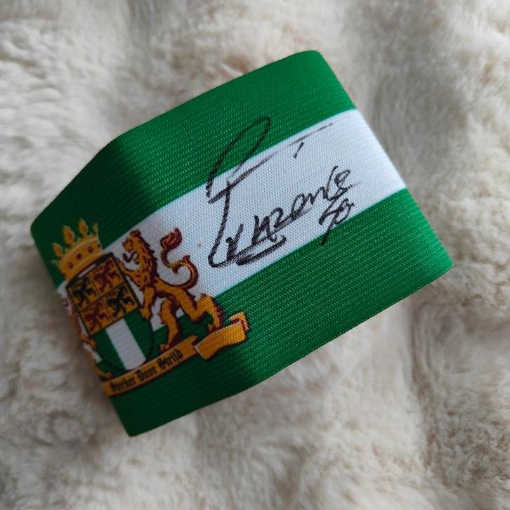 Gesigneerde Feyenoord aanvoerdersband Luciano Valente, Verzamelen, Sportartikelen en Voetbal, Feyenoord, Ophalen of Verzenden