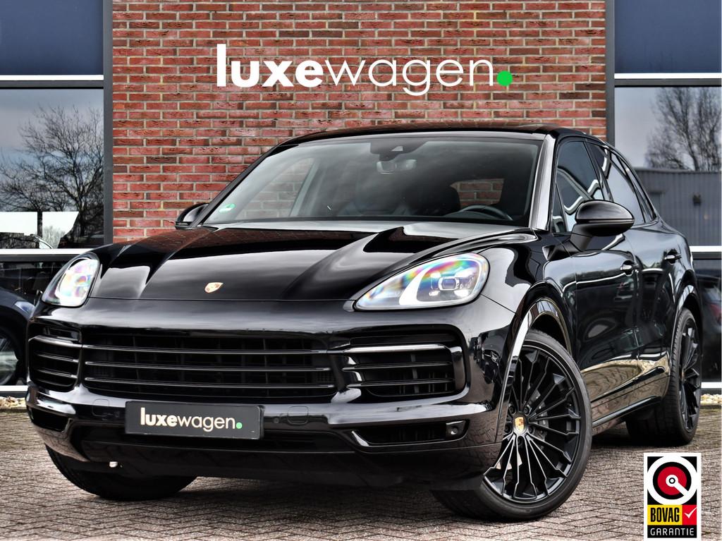 Porsche Cayenne 3.0 Pano Chrono+Sport Trekh Luchtv 21inch BO, Auto's, Gebruikt, 2995 cc, 138 €/maand, 1960 kg