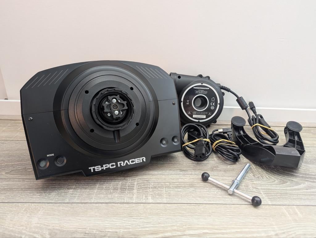 Thrustmaster TS-PC Racer Servo Wheel Base Upgrade voor T300, Computers en Software, Joysticks, Zo goed als nieuw, Ophalen of Verzenden
