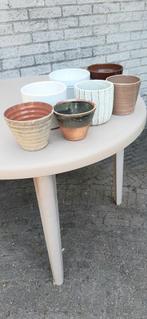 Bloempotjes  witte en wat aparte, Tuin en Terras, Bloempotten, Ophalen, Rond, Balkon, Aardewerk