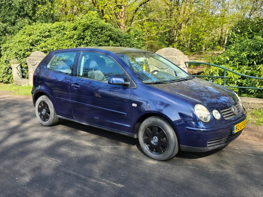 Volkswagen Polo 1.4 55KW 2002 Blauw, Voorwielaandrijving, 4 cilinders, Blauw, Airconditioning