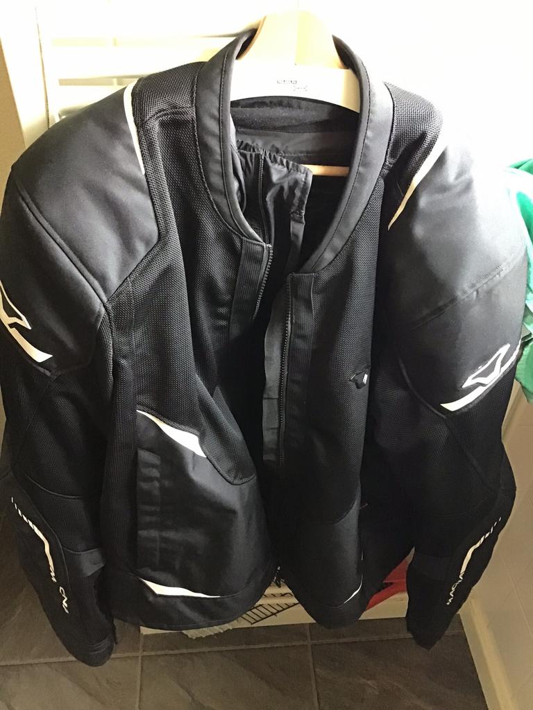 Nieuwe doorwaai jas Macna, Ophalen, Jas | textiel