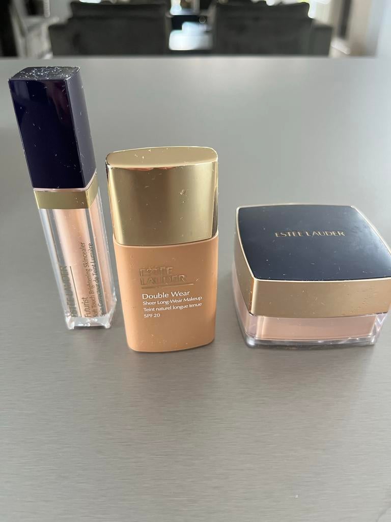Estee Lauder Double Wear Sheer Long-Wear Make-up SPF 20, Gehele gezicht, Beige, Ophalen of Verzenden, Zo goed als nieuw