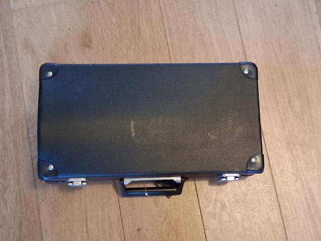 Hofferst en hoezen voor cornet en trompet, Ophalen of Verzenden, Nieuw, Bes-trompet, Met koffer