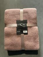 Nieuw kleed fleece deken unique label zalm roze, Ophalen of Verzenden, Zo goed als nieuw