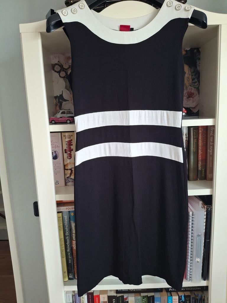 LIV zomerjurkje maat M, Maat 38/40 (M), Zwart, Ophalen of Verzenden, Zo goed als nieuw