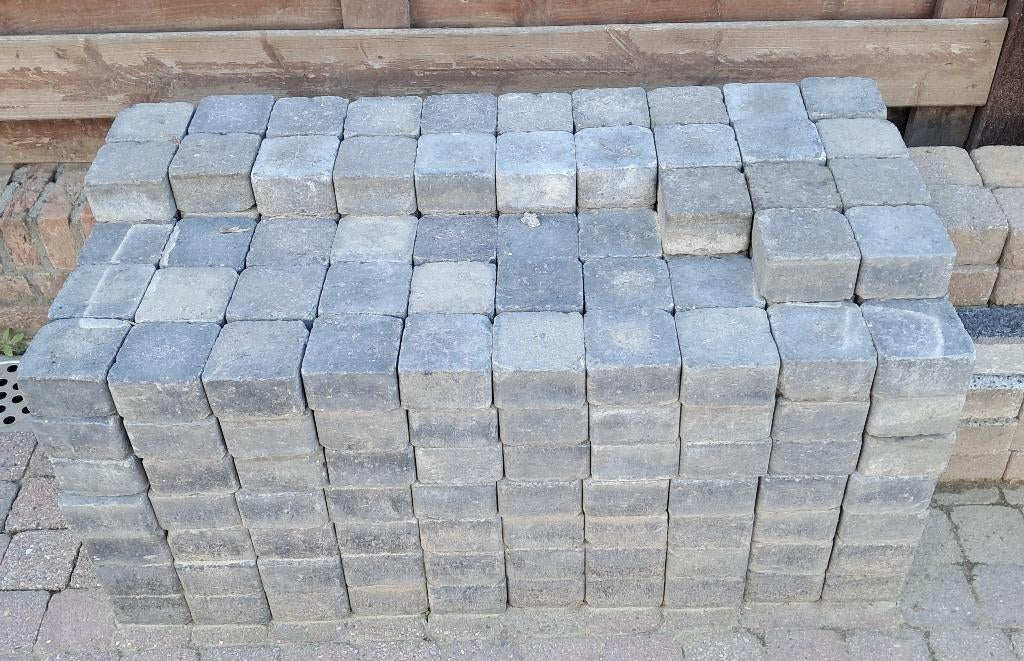 Cobblestones , afzetbandjes., Ophalen, Gebruikt, Beton, Klinkers
