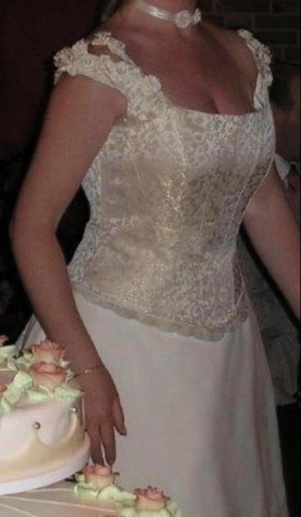 Prachtige Bruidsjapon maat 38, Kleding | Dames, Trouwkleding en Trouwaccessoires, Zo goed als nieuw, Trouwjurk, Wit, Ophalen of Verzenden