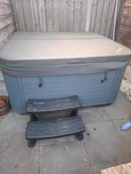 Jacuzzi 200x200cm met toebehoren, 3 jaar oud, Ophalen