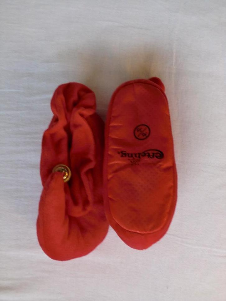 1 paar nieuwe rode Efteling pantoffels - sloffen (mt 36-38), Verzamelen, Efteling, Nieuw, Gebruiksvoorwerp, Ophalen of Verzenden