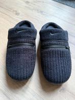 Nike sloffen maat 39 zwart, Kleding | Dames, Zwart, Ophalen of Verzenden, Zo goed als nieuw, Pantoffels of Sloffen