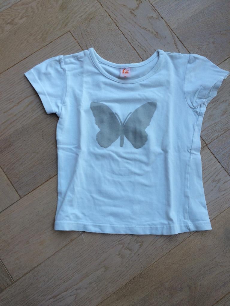 Leuk zomers shirtje van Frendz met grijze vlinder mt 116, Kinderen en Baby's, Kinderkleding | Maat 116, Gebruikt, Meisje, Frendz