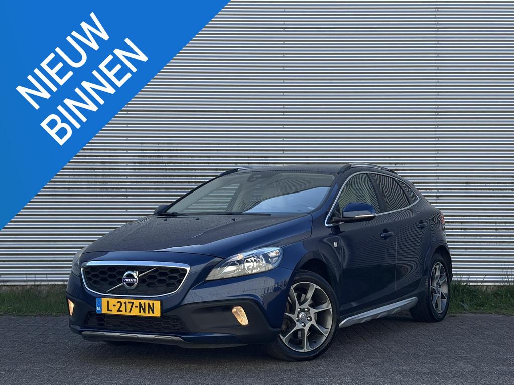 Volvo V40 Cross Country 2.0 D2 Ocean Race / Leder / Trekhaak, Auto's, Voorwielaandrijving, Gebruikt, Euro 6, 4 cilinders