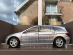 1:18 Mercedes R-Klasse zilver 2005 Minichamps Dealer Editie, Minichamps, Auto, Ophalen of Verzenden, Zo goed als nieuw