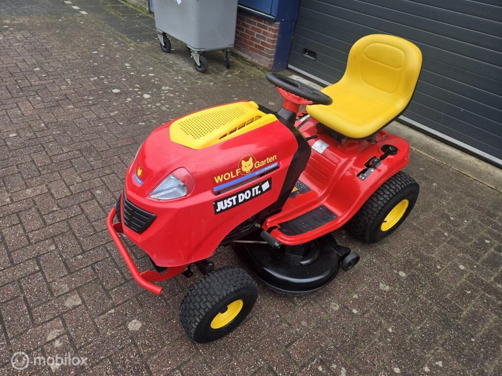 Zitmaaier  wolf garden 20 pk 2cilinder hydrostaat, Ophalen, Zo goed als nieuw, Mulchfunctie