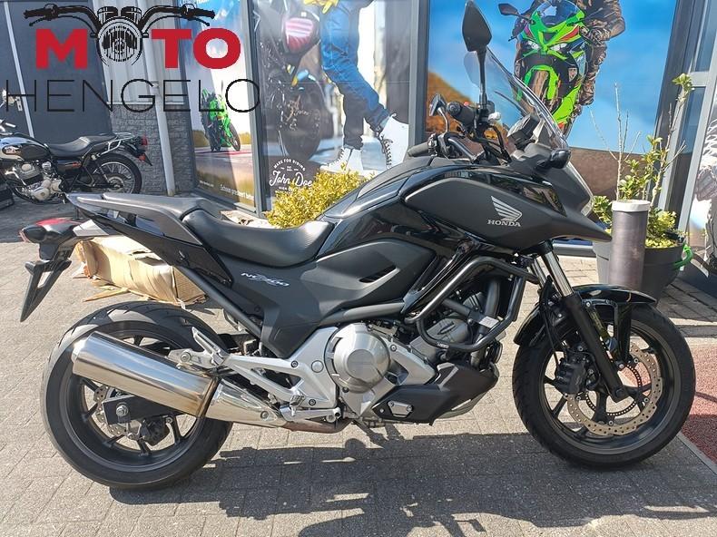 Honda NC 700 X DCT (bj 2012), Capronilan 1
1119 NN  Schiphol-Rijk, NL, Cco@honda-eu.com, HONDA MOTOR EUROPE, Bedrijf