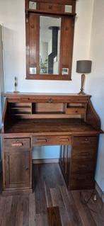 Bureau met spiegel, Ophalen