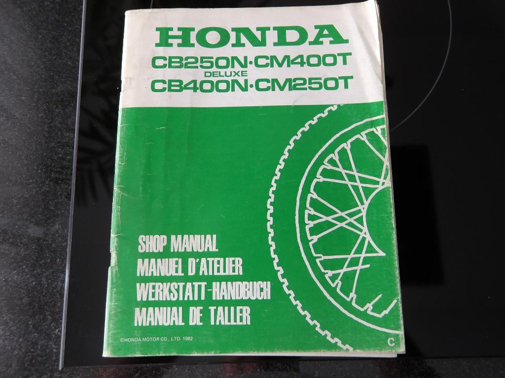 Honda werkplaatshandboek AddendumCB250N CB400N CM400T CM250T, Verzenden, Honda