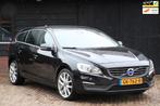 Volvo V60 1.6 D2 Momentum Navigatie/Parkeersensor/18"inch lm, Auto's, Volvo, Euro 5, Gebruikt, Zwart, 4 cilinders