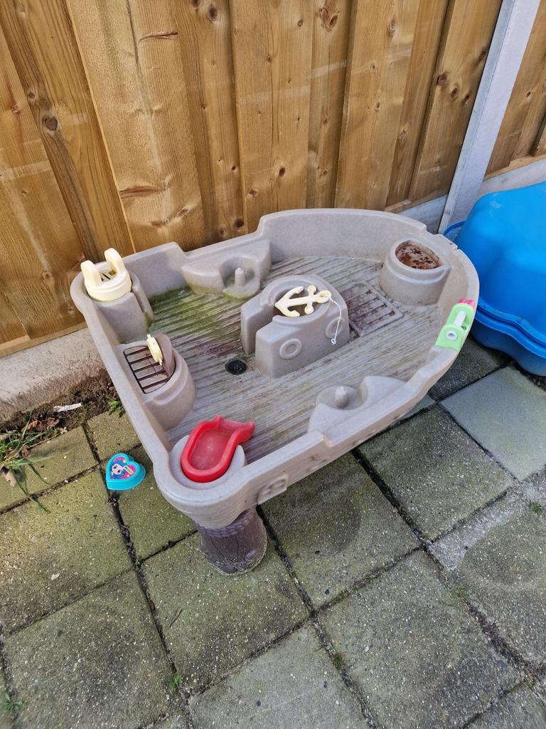 Piratenboot buiten speelgoed - mist mast, verkleuringen, Ophalen, Gebruikt