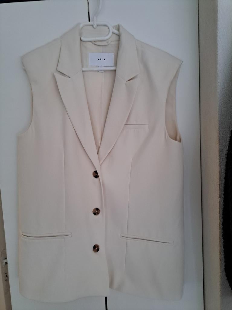 Vila mouwloos blazer gilet maat 40, Kleding | Dames, Maat 38/40 (M), Beige, Vila, Ophalen of Verzenden