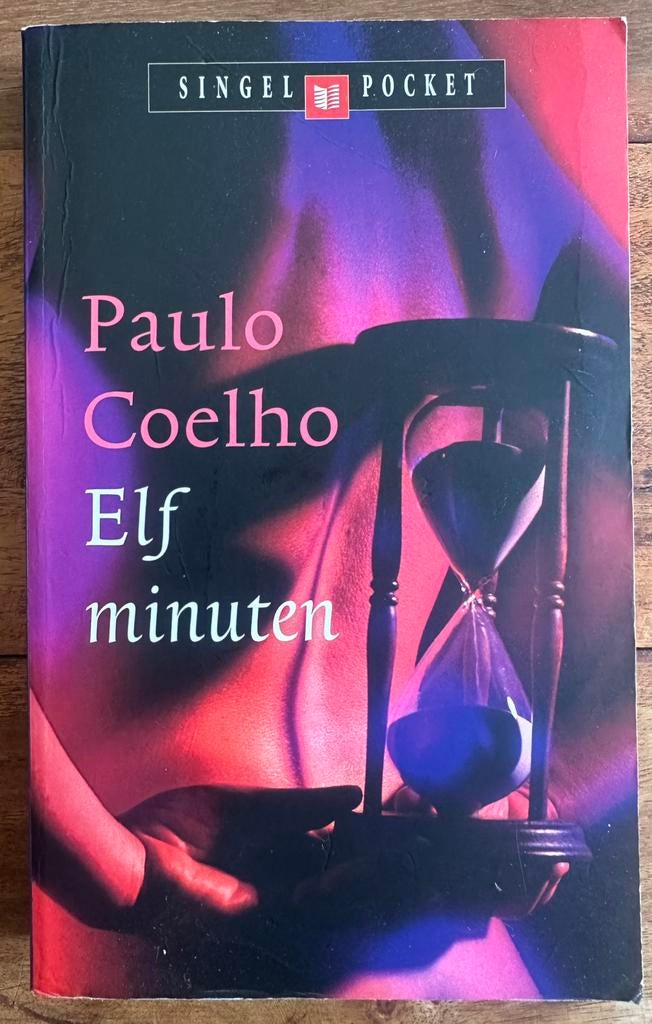 Paulo Coelho - Elf Minuten, Ophalen of Verzenden, Gelezen