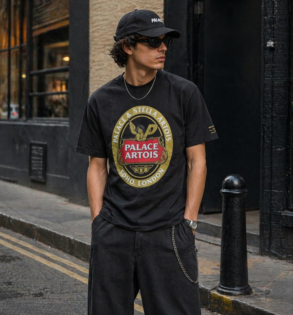 Palace x Stella Artois Coaster t-shirt | M, Ophalen of Verzenden, Zo goed als nieuw, Maat 52/54 (L), Zwart