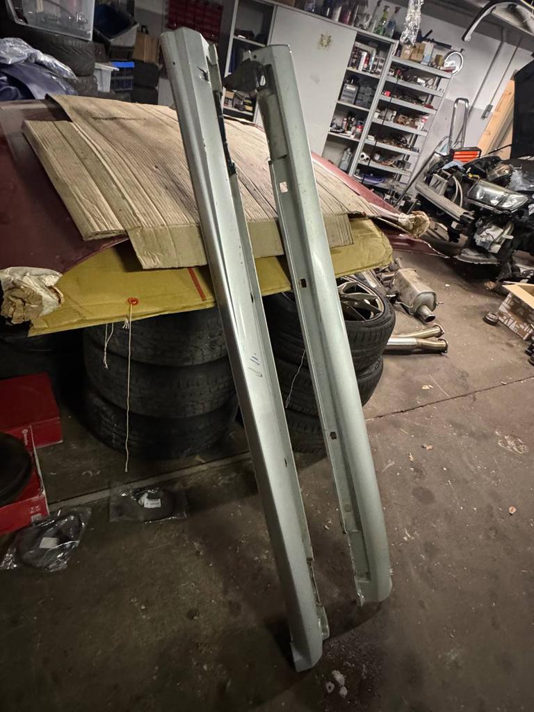 Subaru Impreza STI sideskirts 01G origineel GD, Subaru, Gebruikt, Links, Ophalen of Verzenden