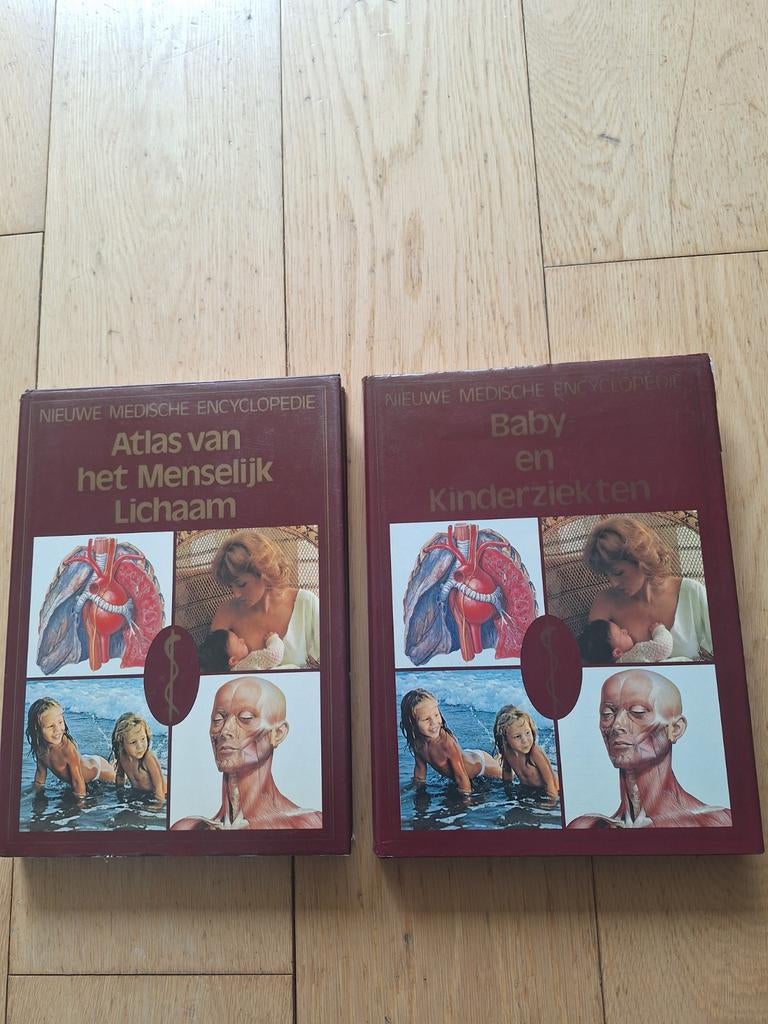 Nieuwe Medische Encyclopedie - 2 delen, Boeken, Encyclopedieën, Ophalen
