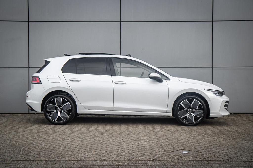 Volkswagen Golf 1.5 eHybrid 204pk DSG Style Edition | Assist, Auto's, 12 maanden, Stof, 1498 cc, 4 cilinders