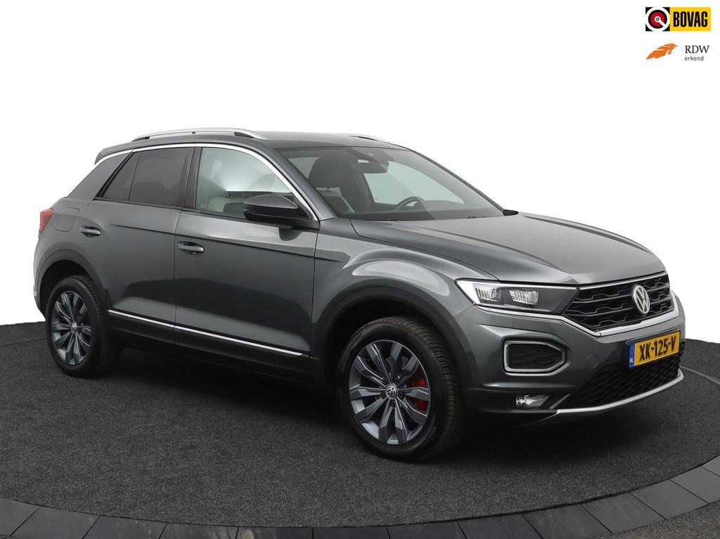 Volkswagen T-Roc 1.5 TSI Sport I APPLECARPLAY I BEATS I STOE, Auto's, Stof, 4 cilinders, 150 pk, Origineel Nederlands