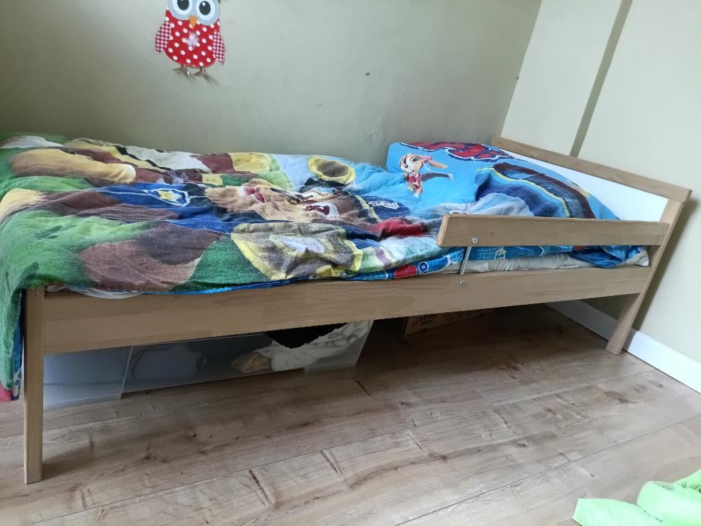 kindren bed, 70 tot 85 cm, 140 tot 160 cm, Zo goed als nieuw, Ophalen