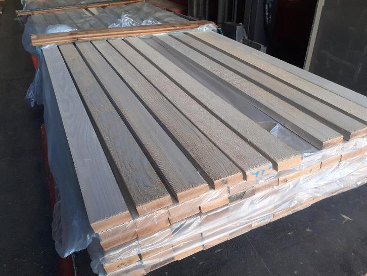 Partij Western Red Cedar open gevelbekleding 101 stuks/ 22m2, Tuin en Terras, Palen, Balken en Planken, Nieuw, Planken, 250 cm of meer