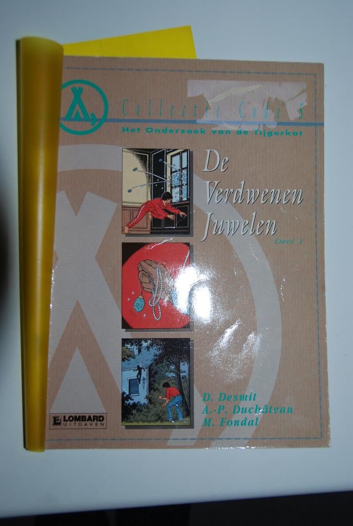 De verdwenen juwelen deel 1.                 Het onderzoek, Eén stripboek, Ophalen of Verzenden, Zo goed als nieuw, D. Desmit
