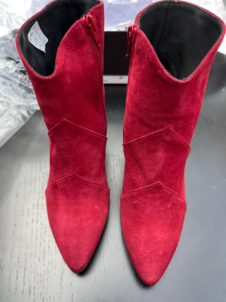 Enkellaarsjes, Ophalen of Verzenden, Zo goed als nieuw, Rood