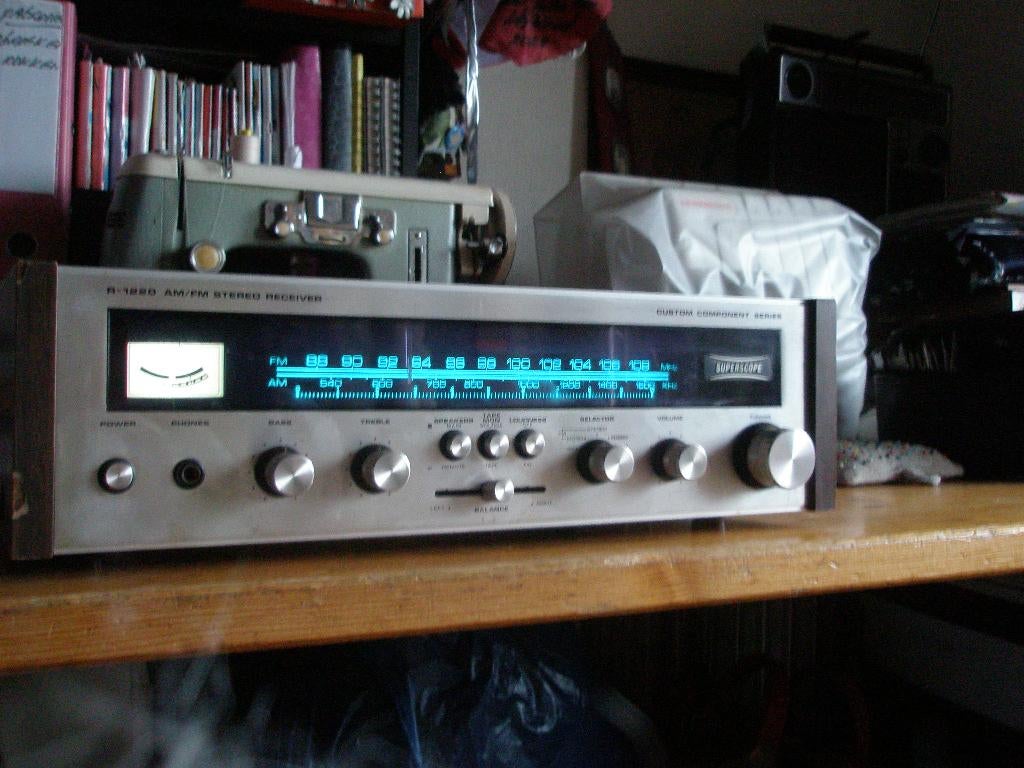 Superscope R-1220 receiver, Audio, Tv en Foto, Versterkers en Receivers, Overige merken, Gebruikt, Ophalen of Verzenden, Minder dan 60 watt