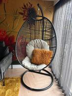 Egg-chair hangstoel zwart, Tuin en Terras, Ophalen, Zo goed als nieuw, Rotan
