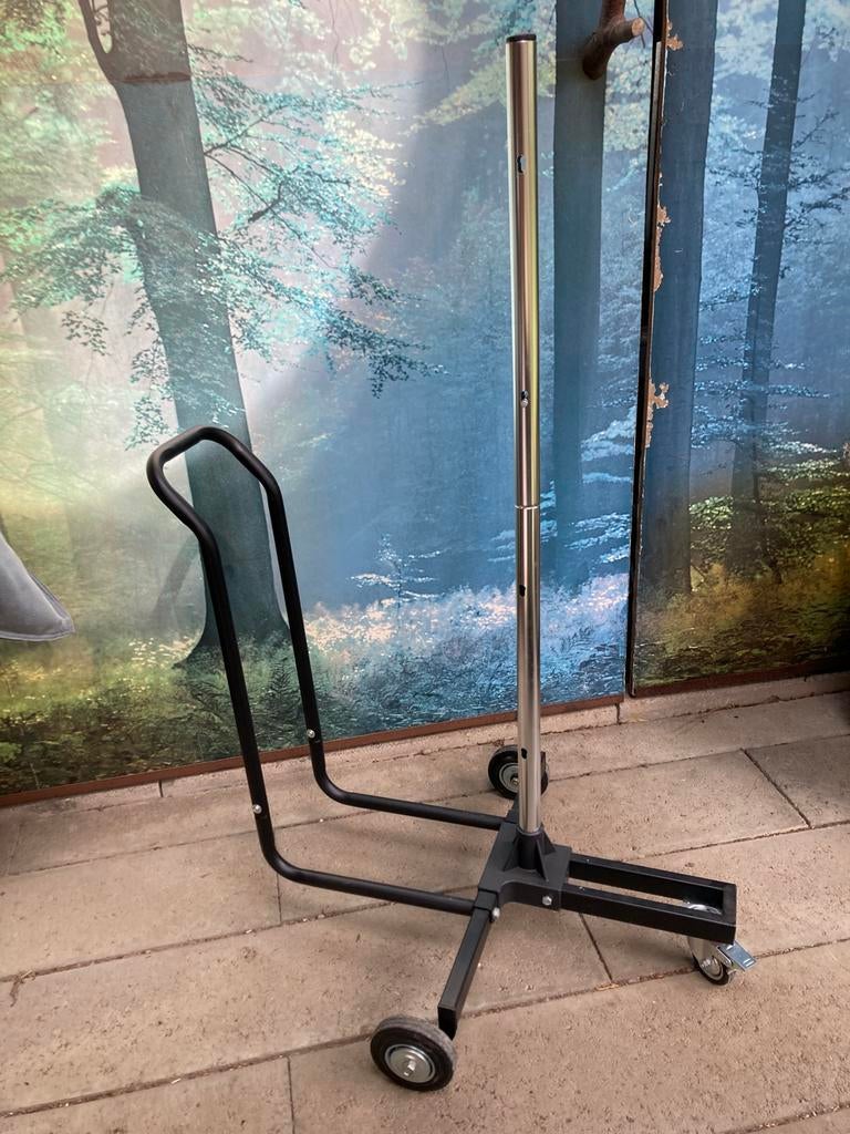 Verrijdbaar bandenrek wielenrek, Ophalen, Zo goed als nieuw